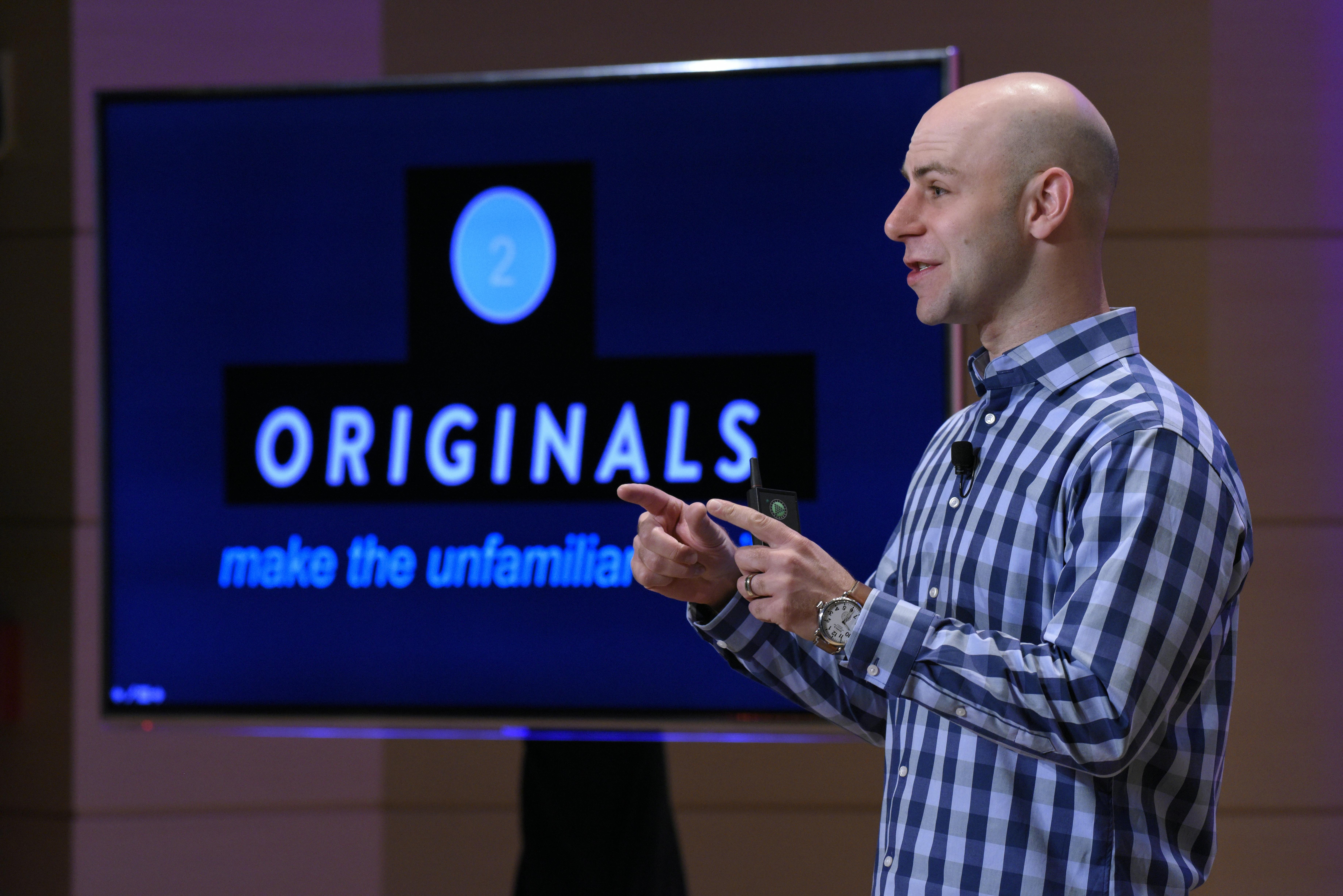 27858988902 E92b6d8e16 O