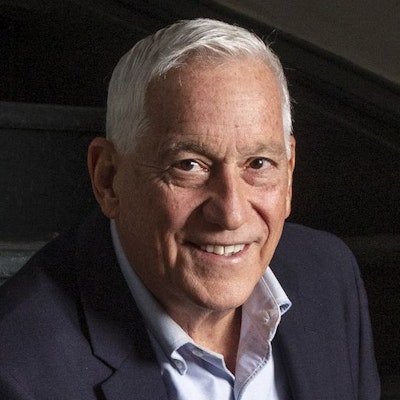 Walter Isaacson