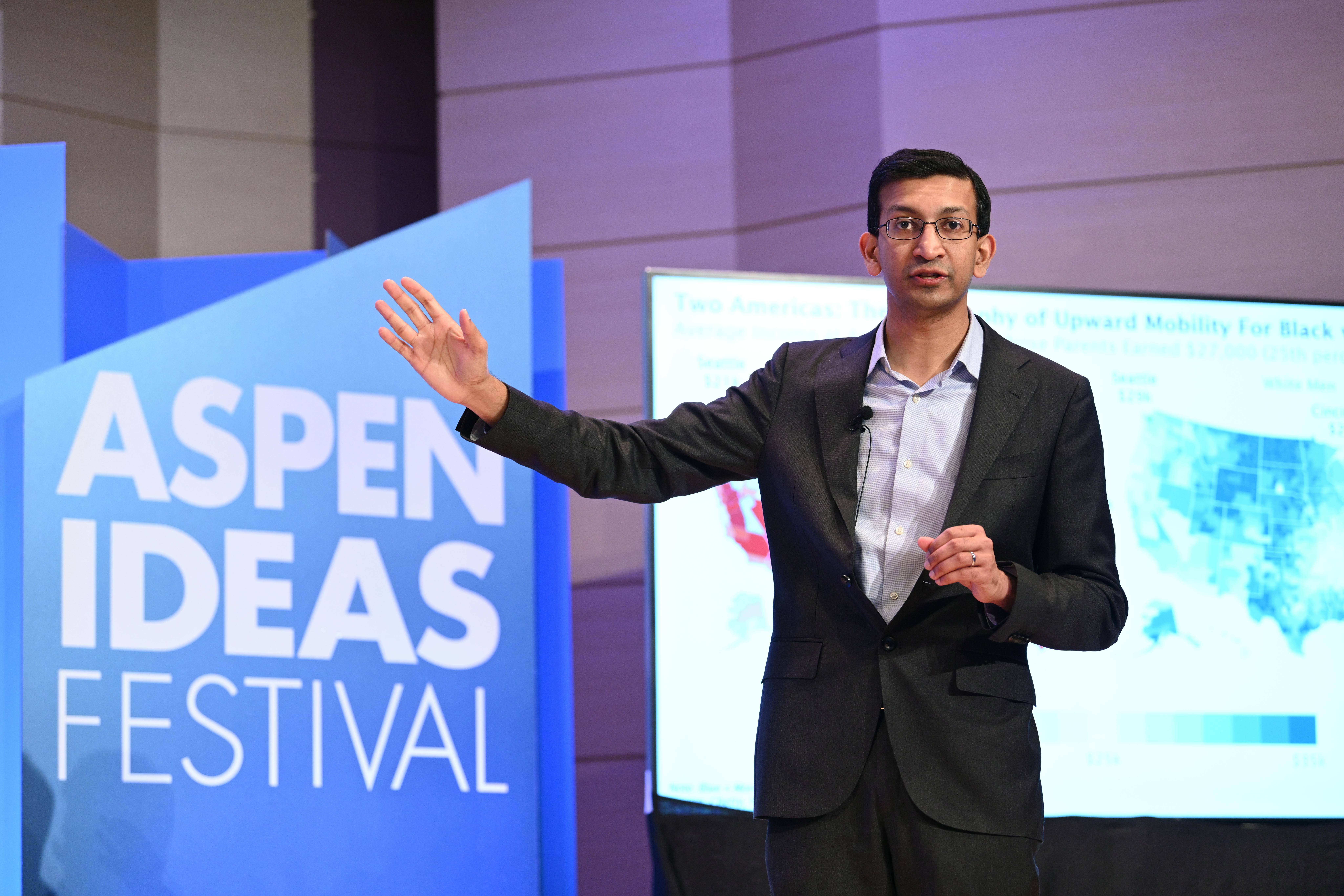 48133196676 5531df9860 O