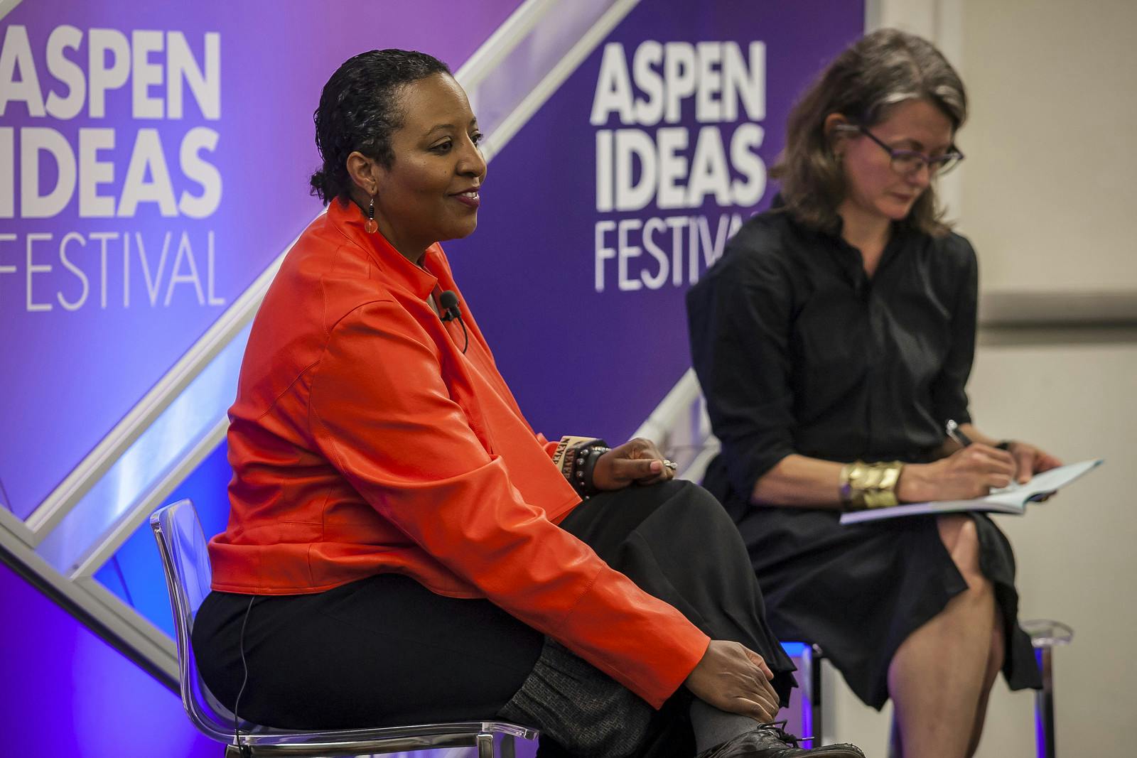 AIF 2016 How to catch a unicorn